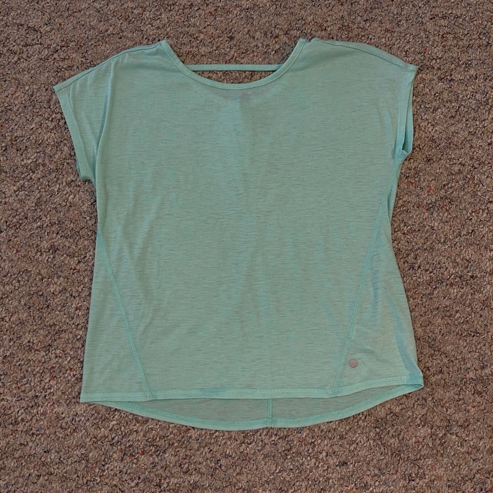 AVIA mint green active t-shirt size XXL/18